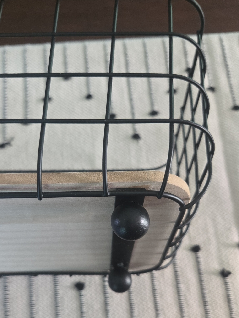 Lost Socks Metal Basket - Picture 7 of 7